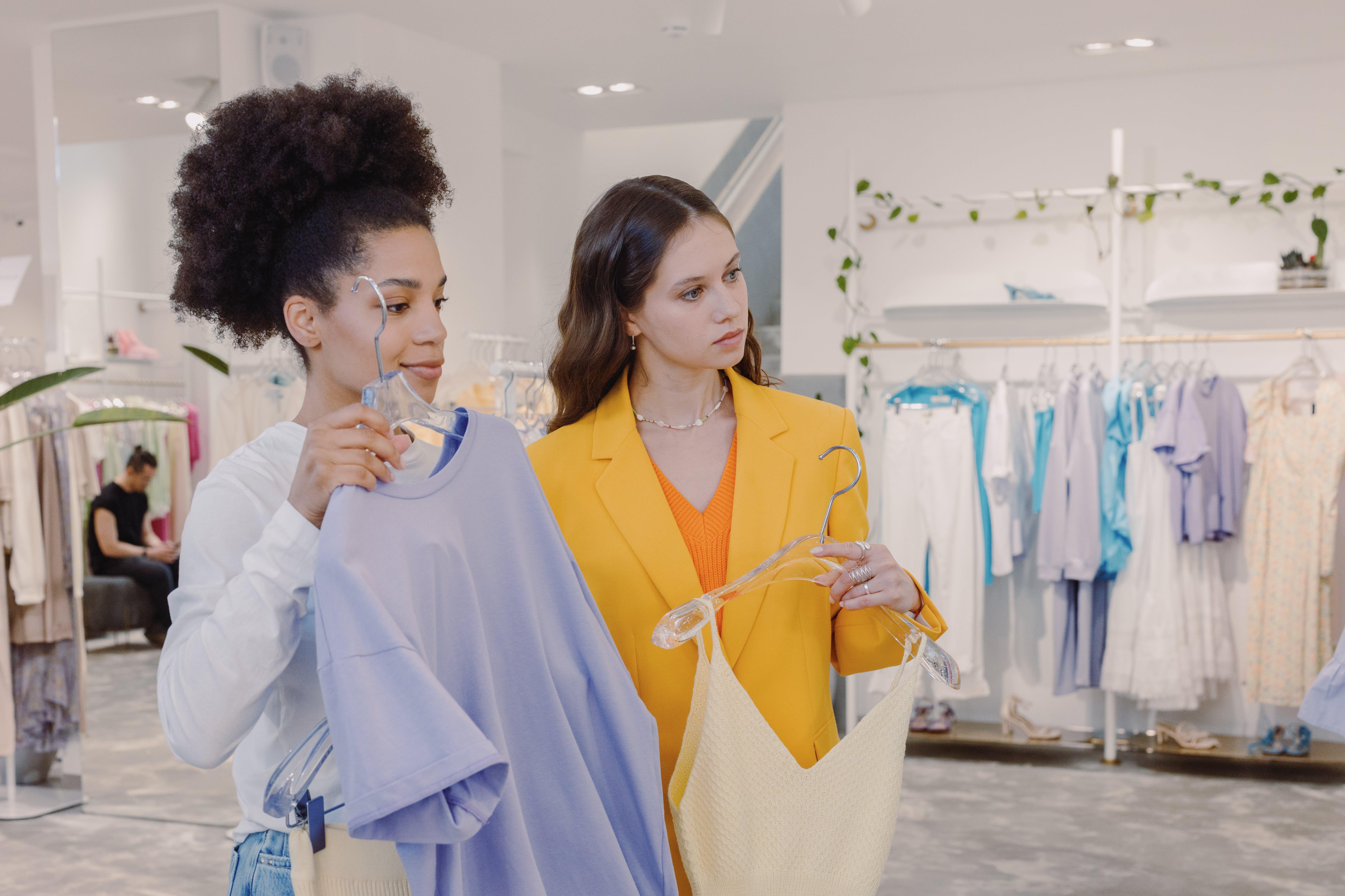 Mastering the Art of Style: The Rule of Three in Personal Fashion Styling
